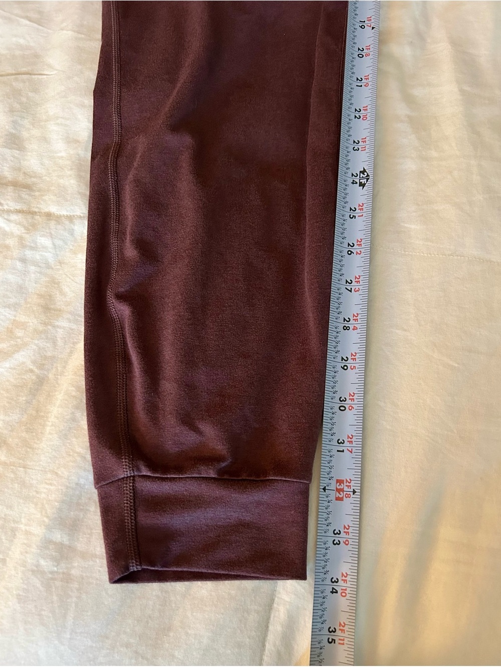 Vuori Performance Joggers, Fig Heather, Maroon, Drawstring, Pockets, Sweatpants - Picture 12 of 16